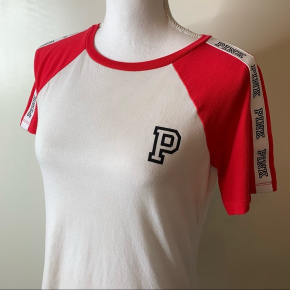 PINK VICTORIA’S SECRET SHORT SLEEVE TEE - Picture 2 of 11